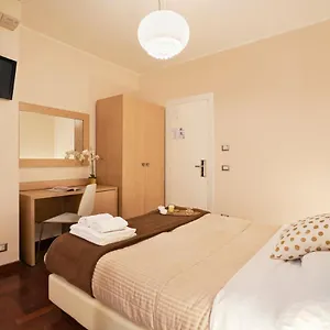 La Piccola Maison Rome