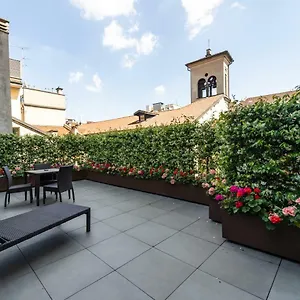 Castello 3*, Milán Itálie